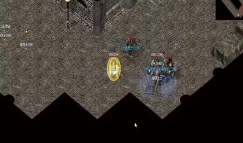 道士带上无极棍可召强化神兽，影之道和藏宝阁都有BOSS